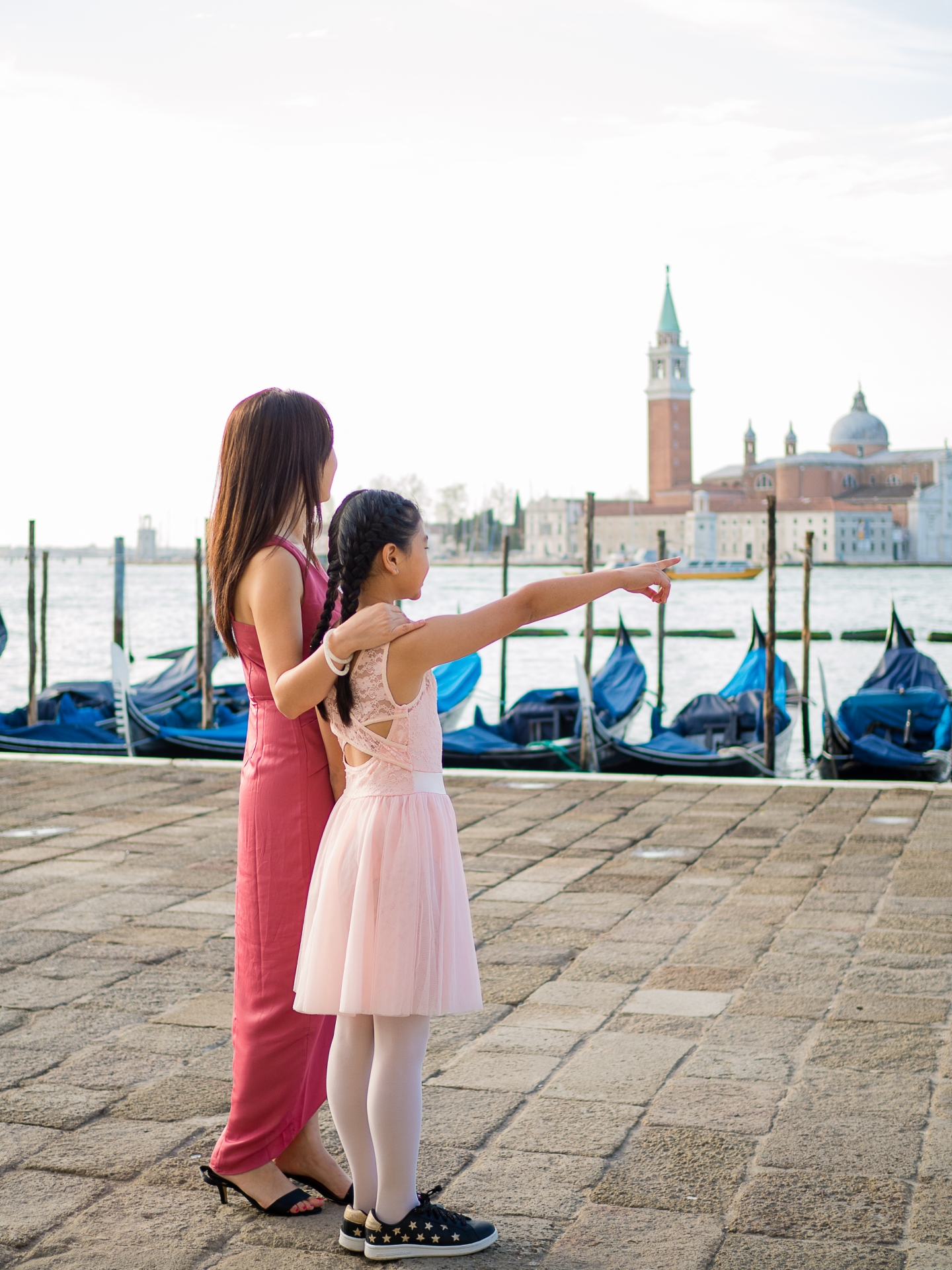 ﻿Photo session in Venice in the morning at sunrise